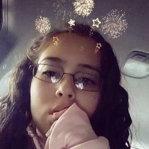 Meet your Posher, Daniela